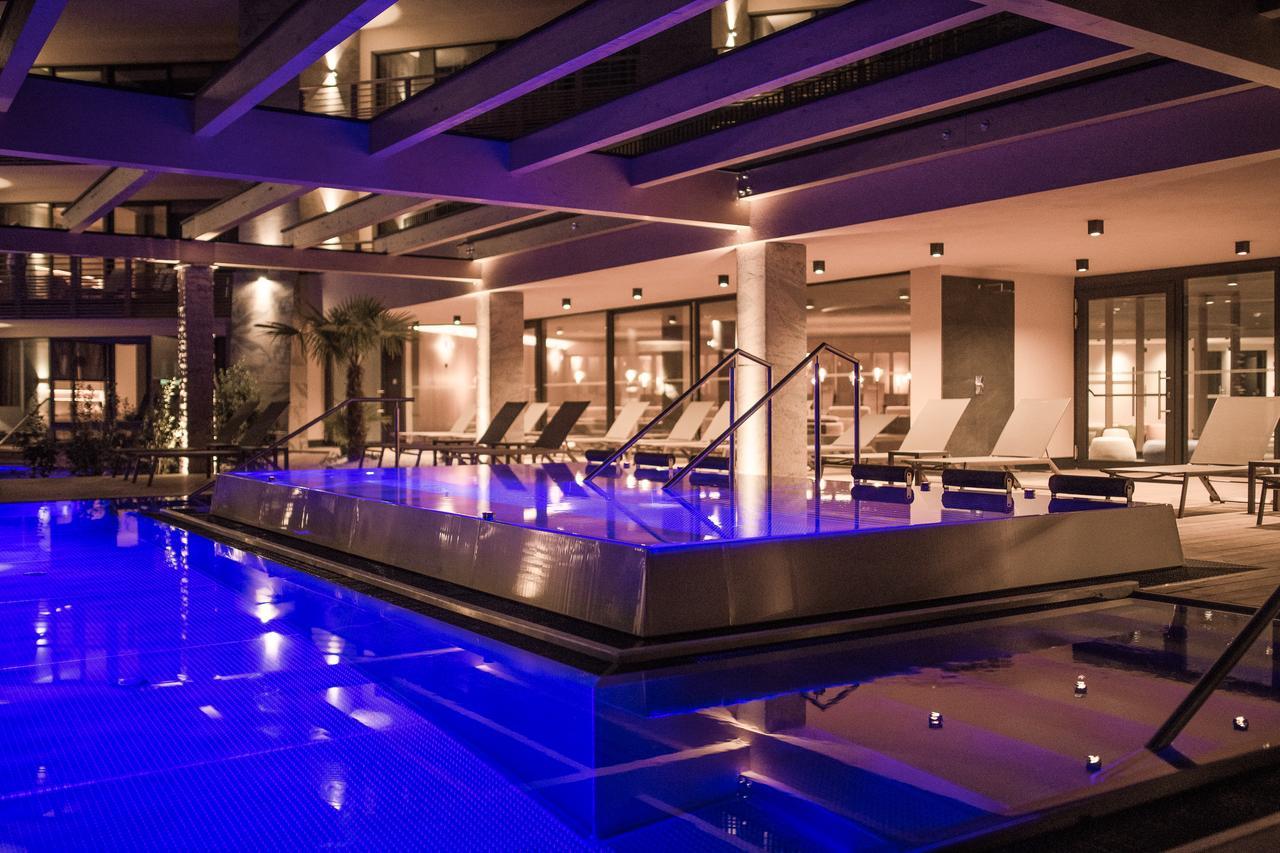 Weinegg Wellviva Resort 아피아노 술라 스트라다 델 비노 외부 사진