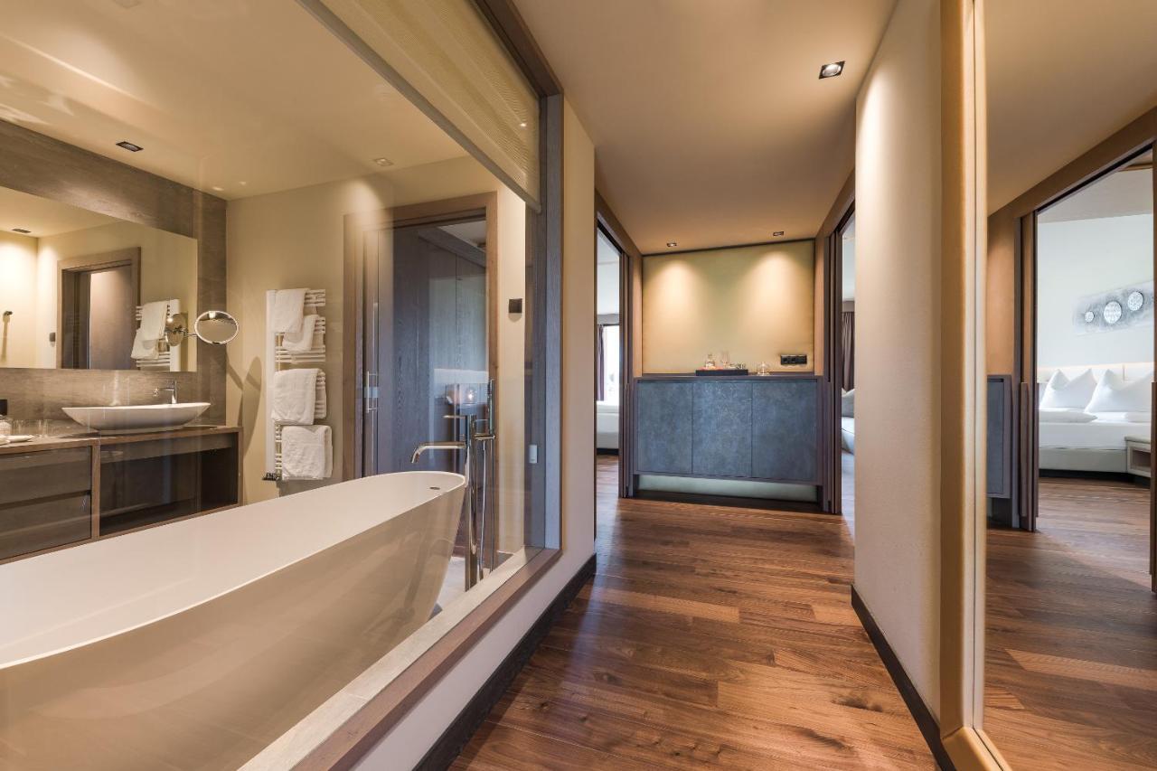 Weinegg Wellviva Resort 아피아노 술라 스트라다 델 비노 외부 사진